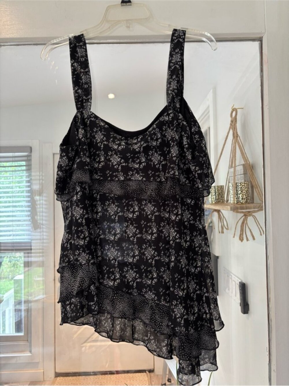 Black and White Floral Ruffled Tank Top - Picture 2 of 2